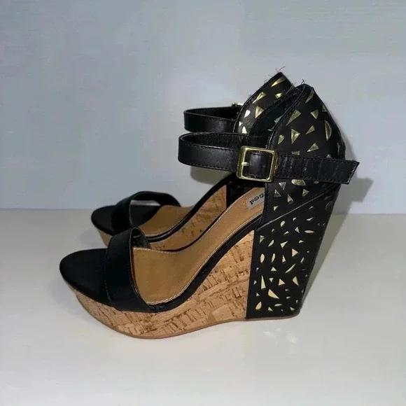 Women's Not Rated Black Wedges Size 7.5 - Picture 9 of 11